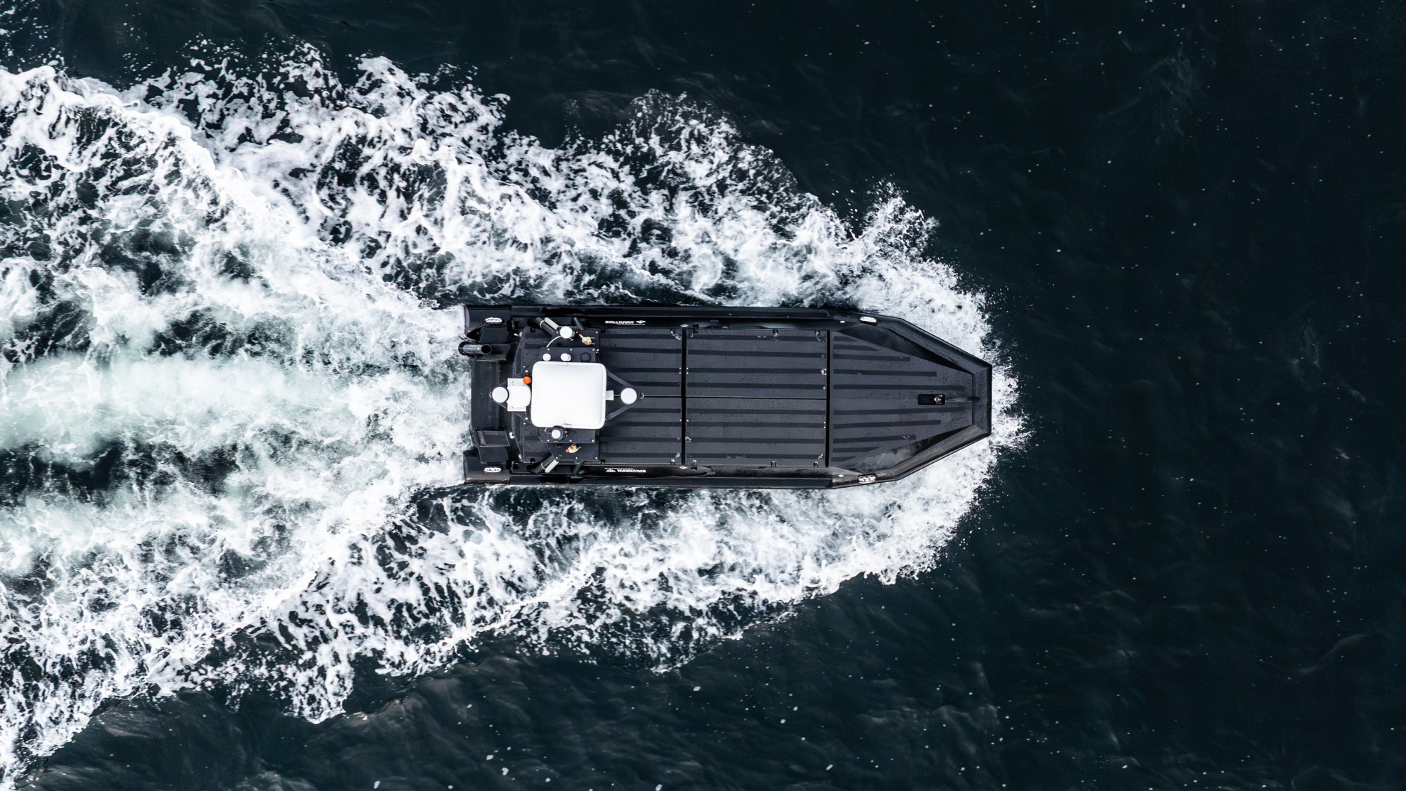 Tàu không người lái mặt nước - USV